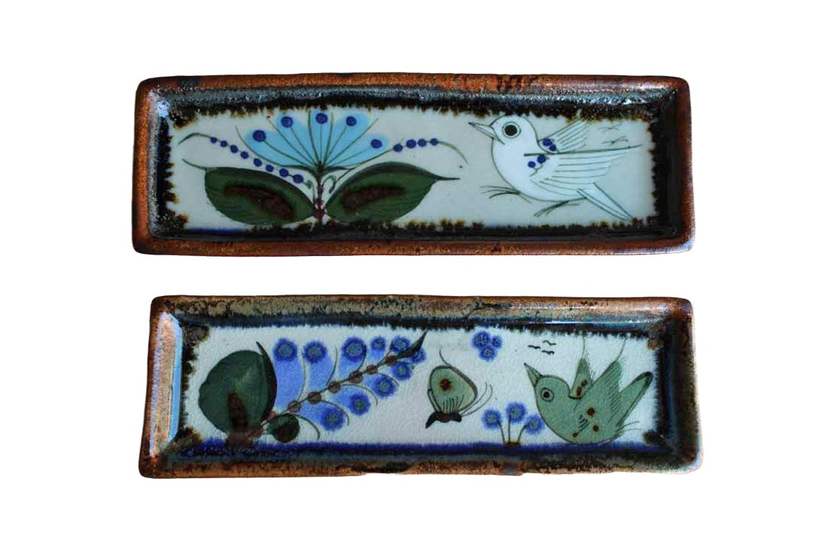 Ken Edwards Pottery (Mexico) Hand-Painted Ceramic Narrow Dishes, A Pair