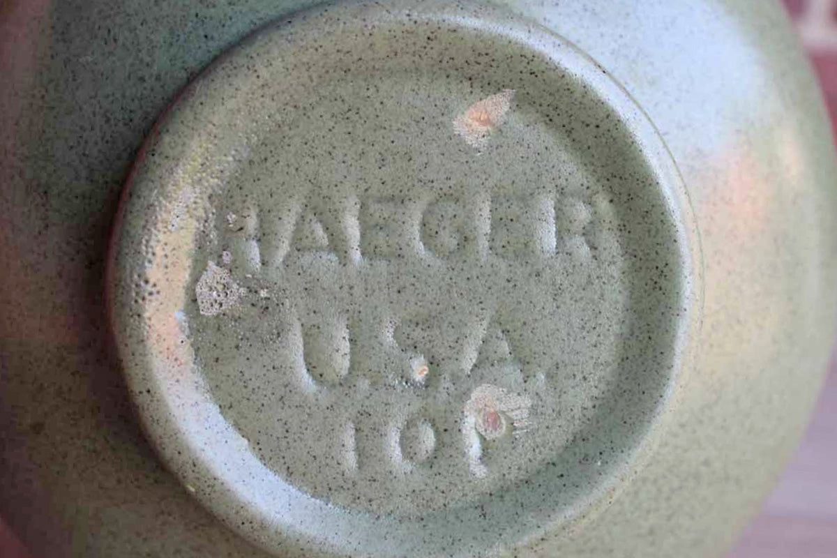 Haeger Potteries (Illinois, USA) Sage Green Speckled Glaze Footed Bowl