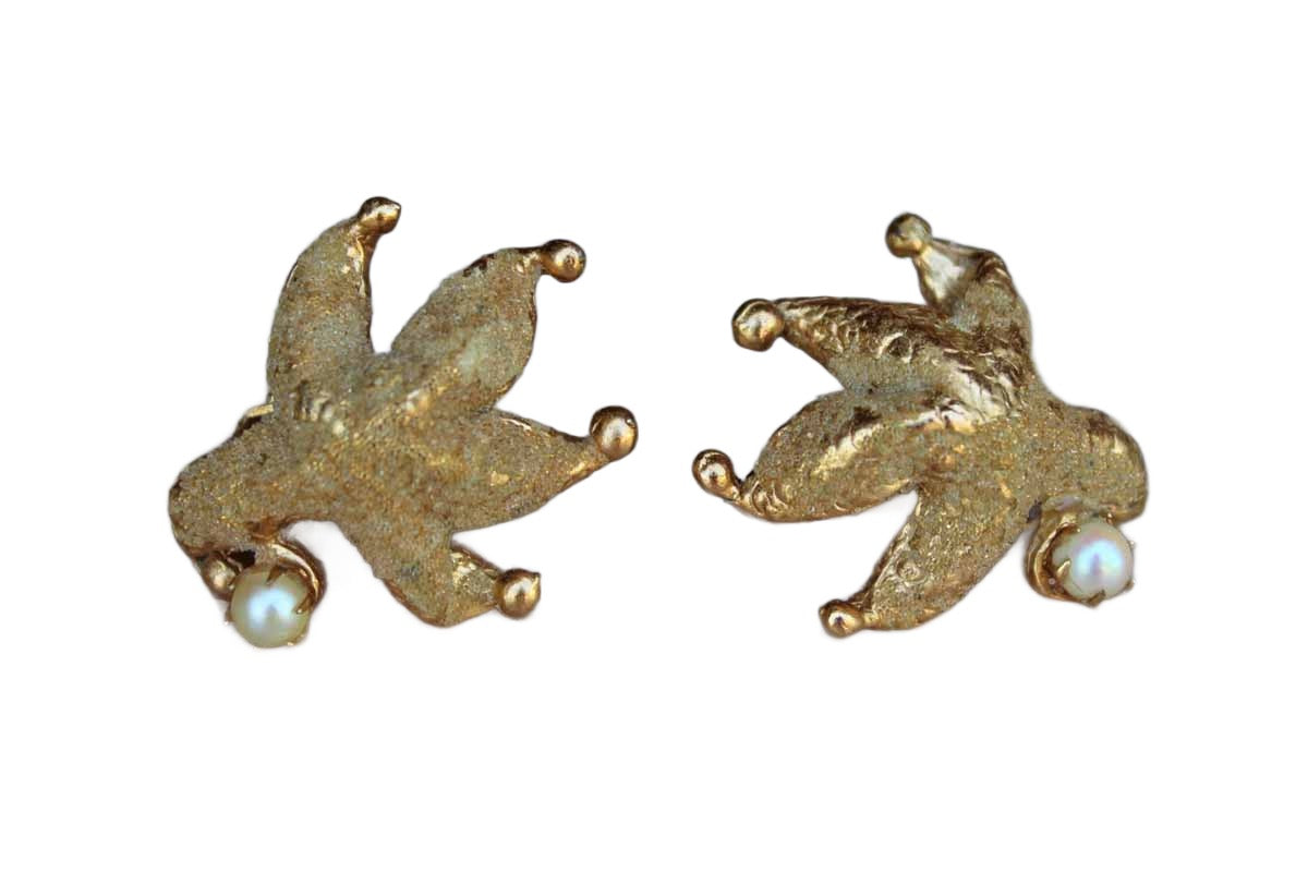 Large Gold Tone Starfish Non-Pierced Earrings with Pearl Accent