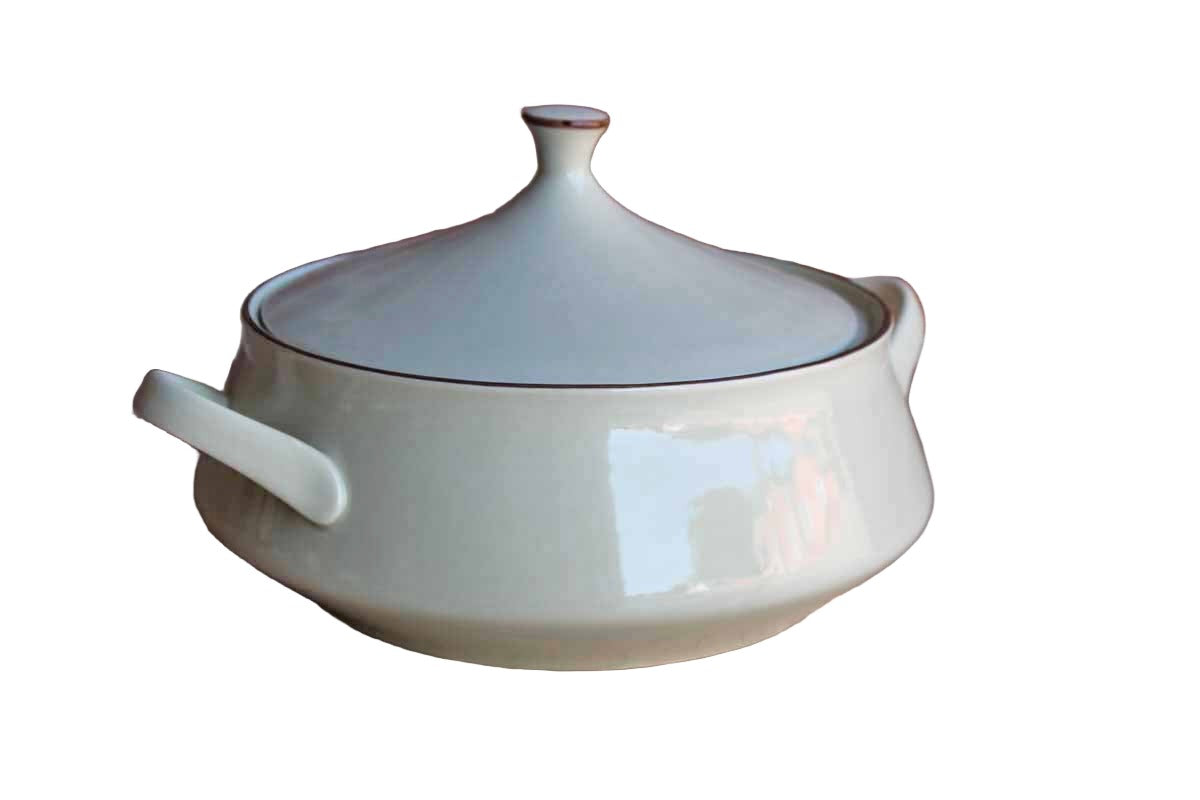 Countryside Stoneware Collection (Japan) Lidded Casserole Dish