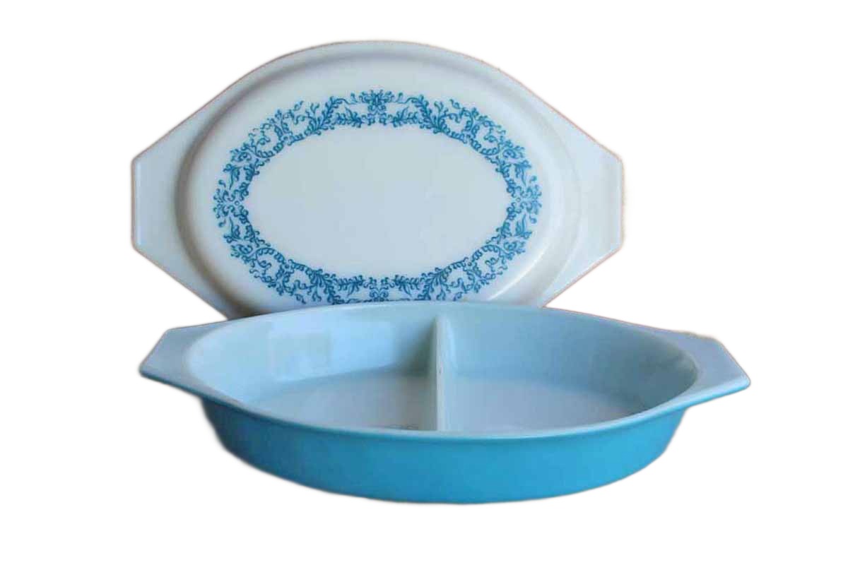 Corning Inc. (New York, USA) Pyrex Blue Ivy Divided Serving Dish with Matching Lid