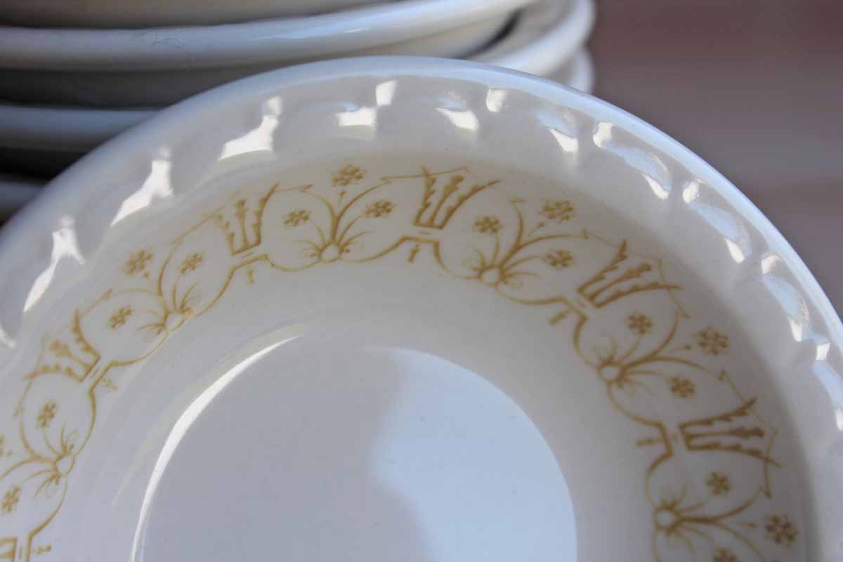 Syracuse China (Syracuse, New York) Small Side Bowls with Textured Rim and Gold Flowers, Set of 12