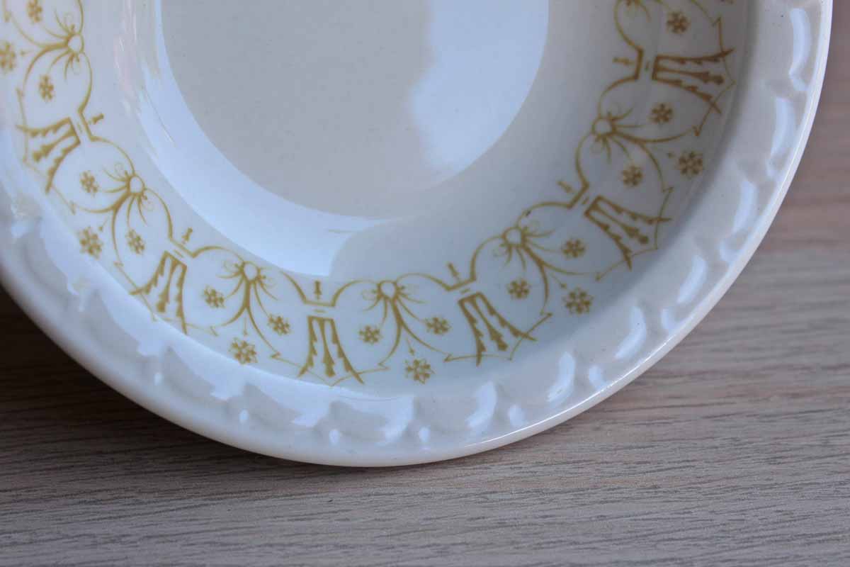 Syracuse China (Syracuse, New York) Small Side Bowls with Textured Rim and Gold Flowers, Set of 12