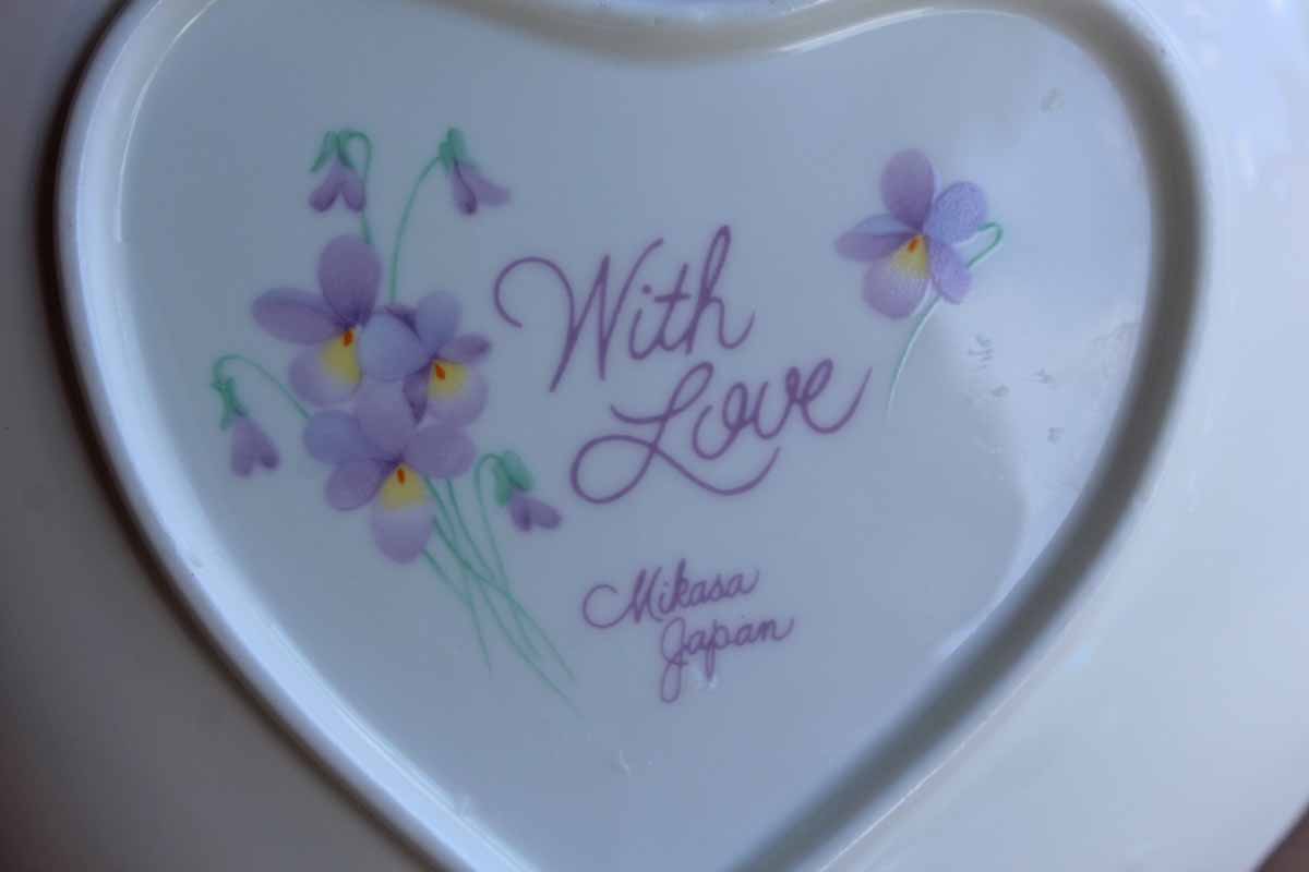 Mikasa (Japan) Bone China "With Love" Heart Shaped Bowl Decorated with Purple Flowers