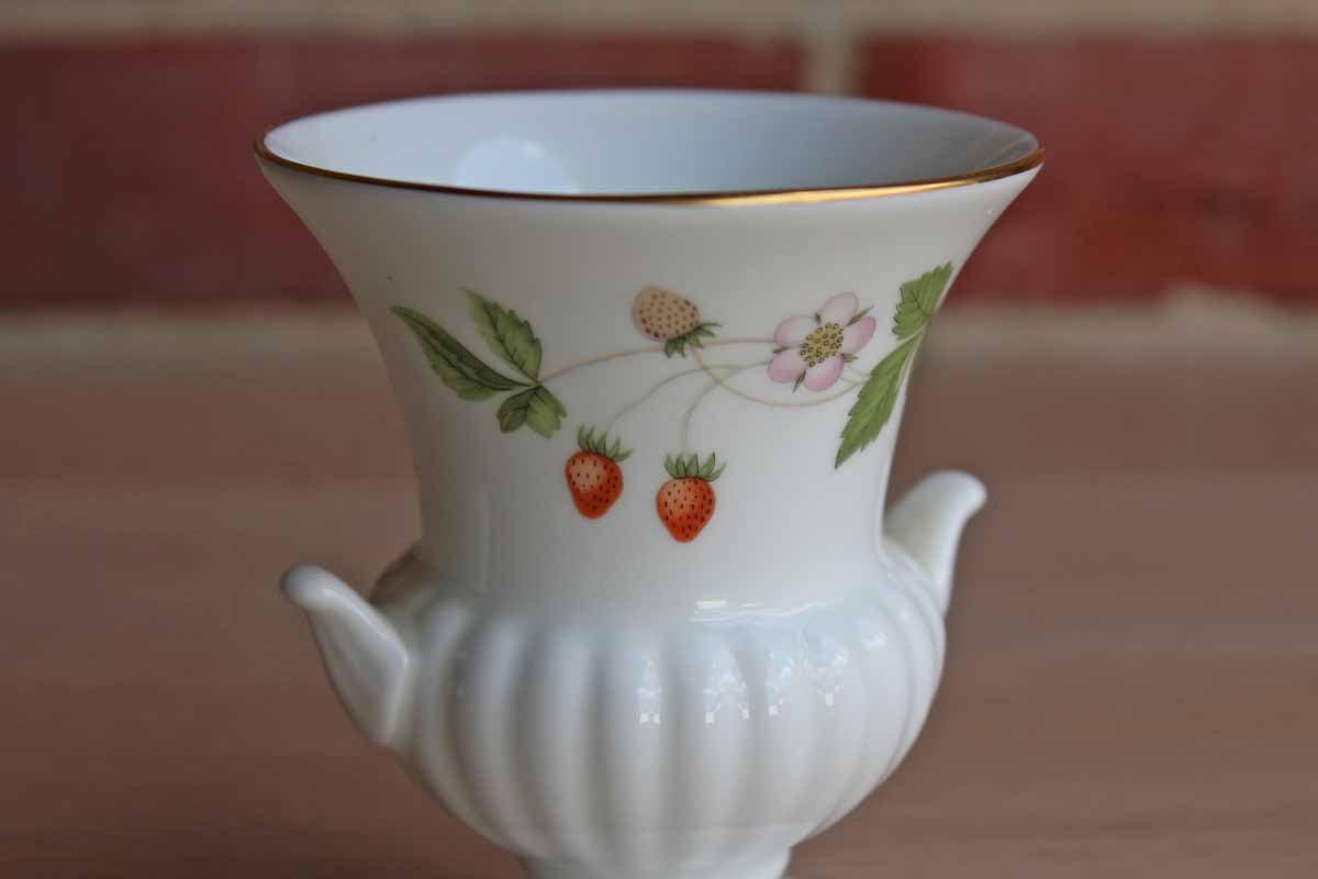 Wedgwood (England) Wild Strawberry Urn Bud Vase
