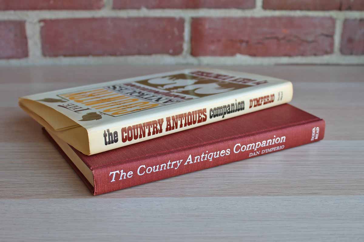 The Country Antiques Companion by Dan D'Imperio