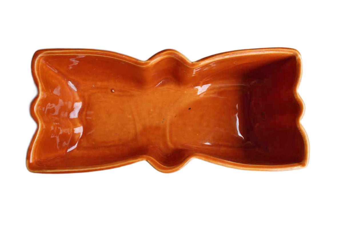 Ungemach Pottery (Ohio, USA) Orange Glazed Ceramic Bowtie Planter