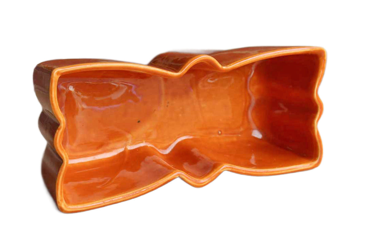 Ungemach Pottery (Ohio, USA) Orange Glazed Ceramic Bowtie Planter