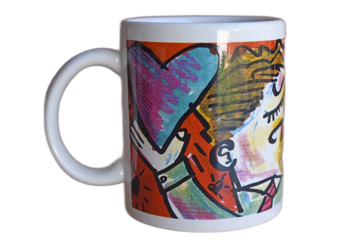 Ceramic Mug with 1990s Inspired Kissing Couple