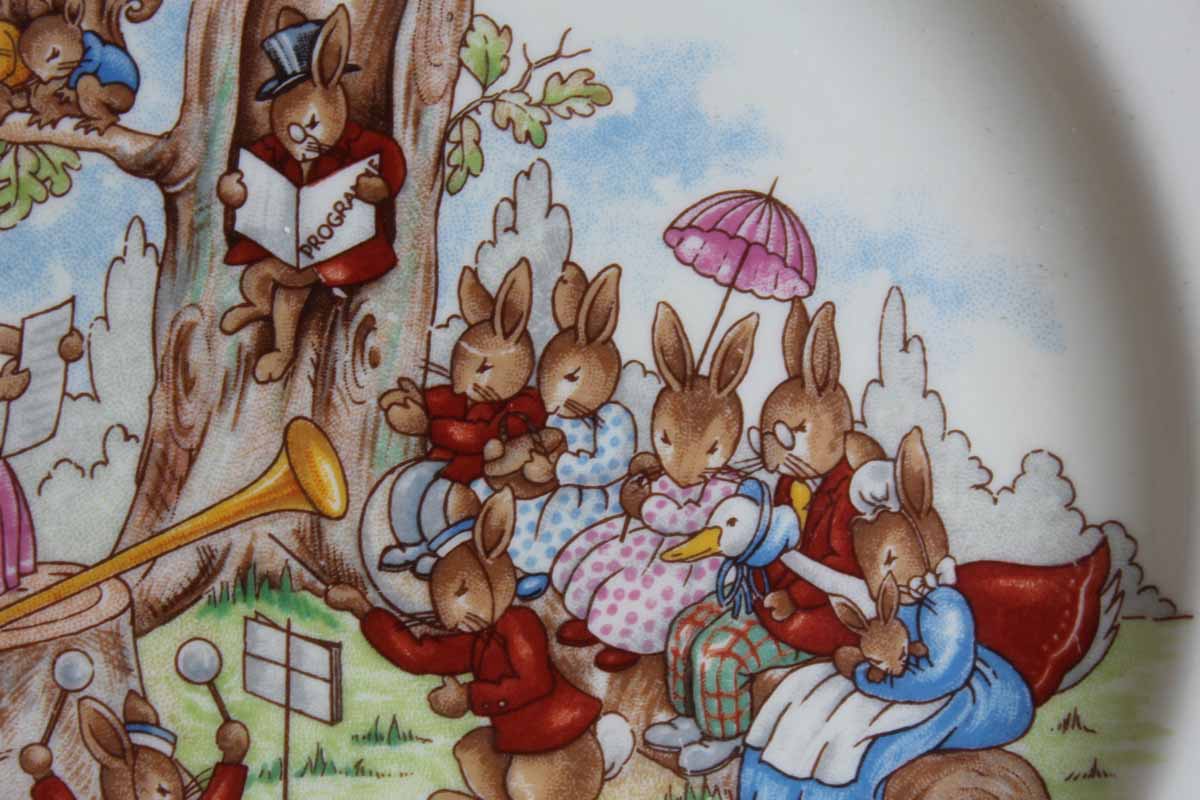 Royal Doulton (England) Bunnykins "The Duet" Luncheon Plate