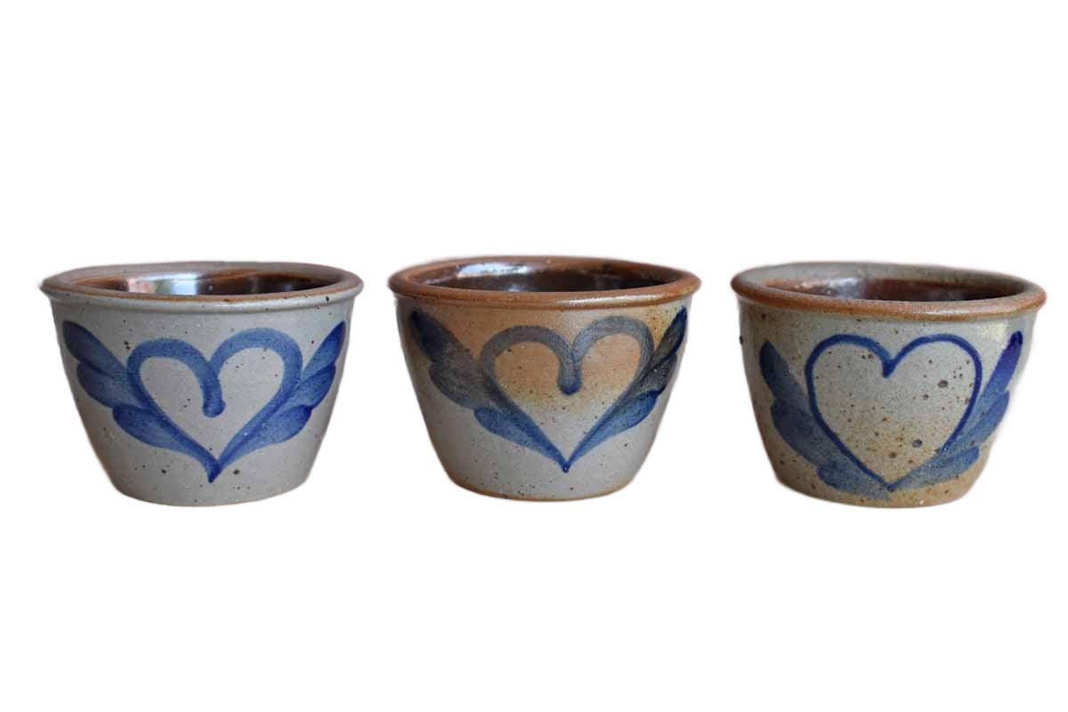 Beaumont Brothers Pottery (Ohio, USA) Set of Three Stoneware Bowls with Hearts