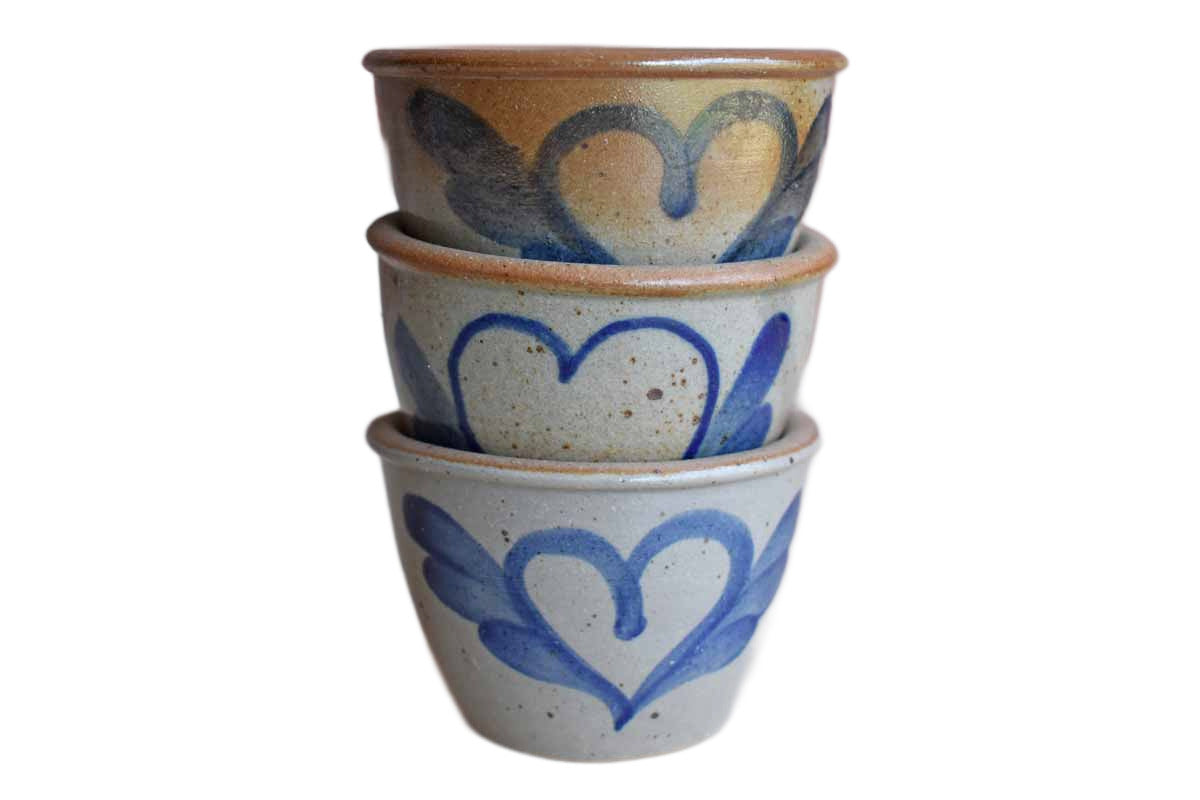 Beaumont Brothers Pottery (Ohio, USA) Set of Three Stoneware Bowls with Hearts
