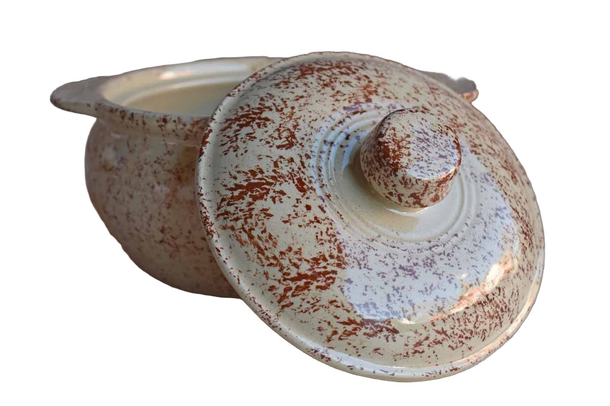 Monmouth Pottery (Illinois, USA) Red Spongeware Lidded Baking Pot