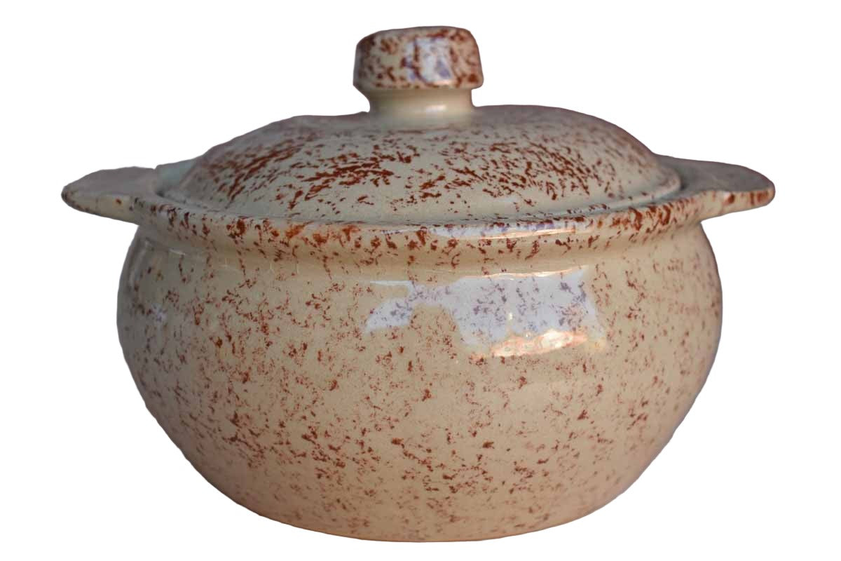 Monmouth Pottery (Illinois, USA) Red Spongeware Lidded Baking Pot