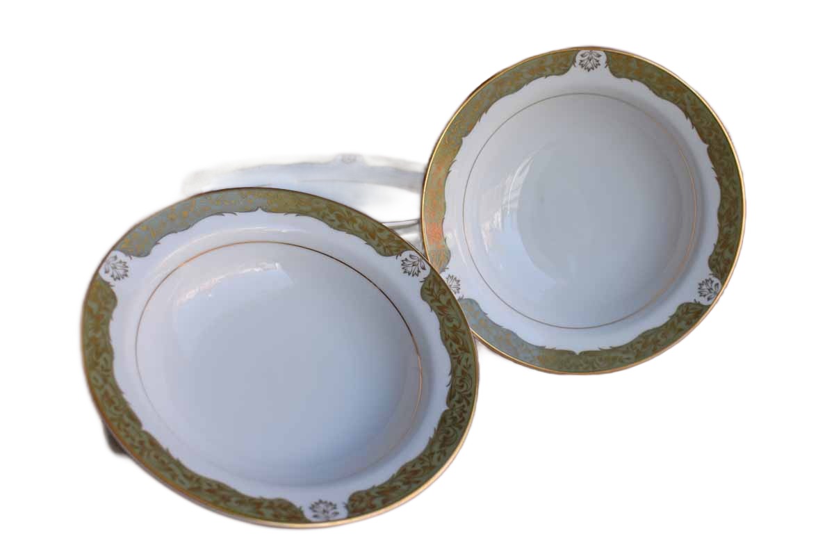 Wyndham Fine China (Japan) Monet Fruit Bowls with Green and Gold Trim. Set of 8
