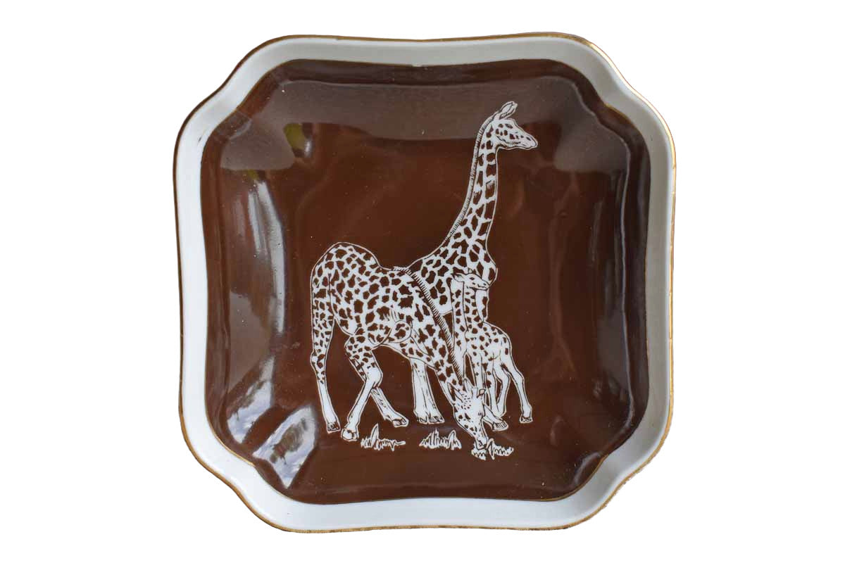 Safari by Shafford Giraffe Tray