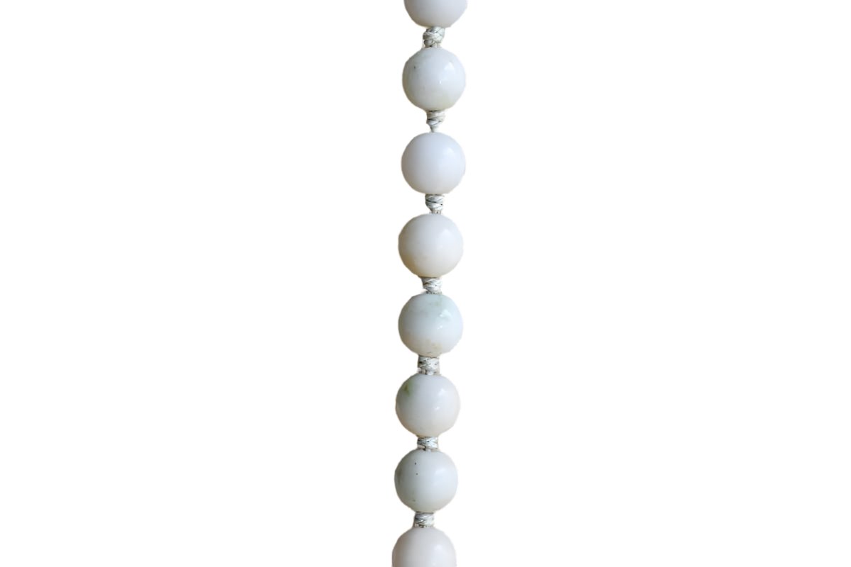 Polished Light Green Stone Bead Necklace