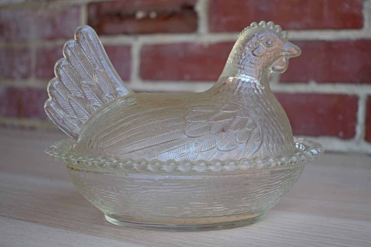 Indiana Glass Company (Indiana, USA) Clear Glass Hen on Nest with Beaded Rim