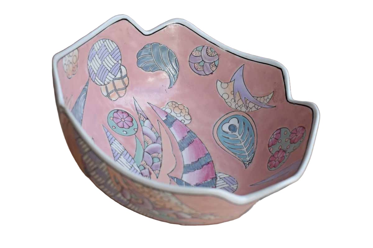 Heygill Imports "Dynasty" Hand Painted Bowl