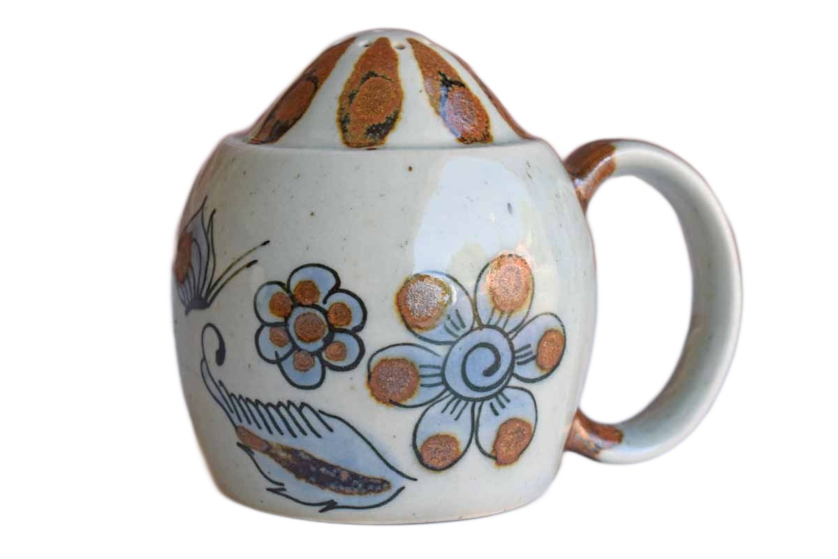 Ken Edwards El Palomar (Mexico) Handmade and Painted Shaker