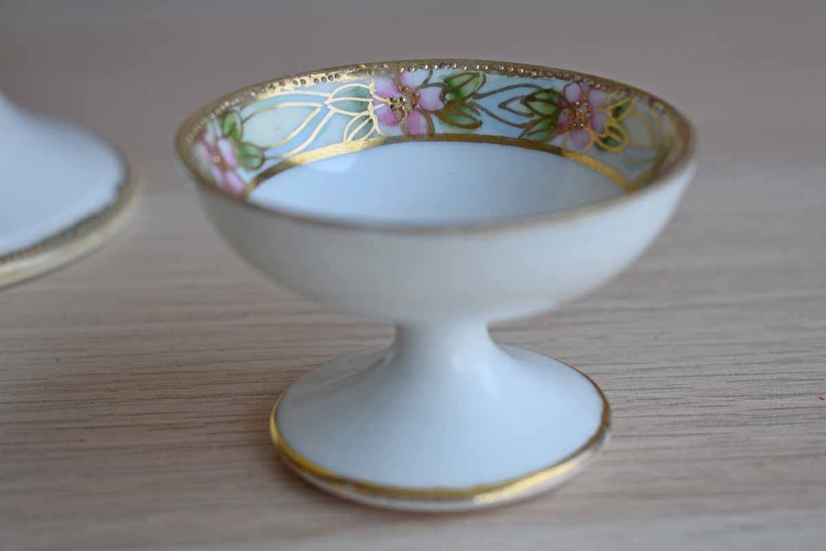 Morimura Brothers (Japan) Porcelain Bowls with Hand Painted Pink Flowers