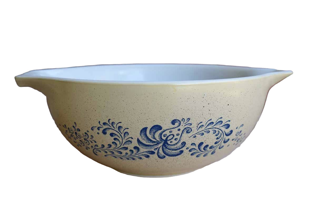 Corning Inc. (New York, USA) Pyrex 443 Homestead Bowl with Handles