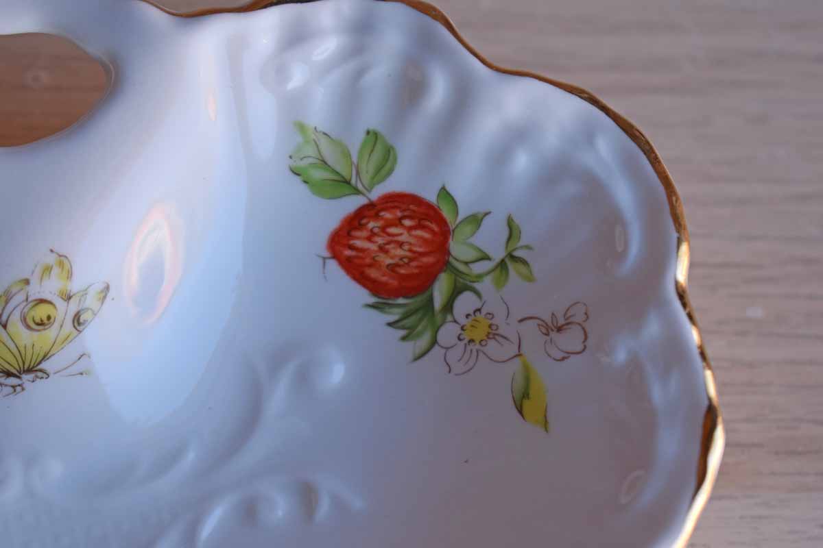 Rosina-Queen's China Co. Ltd. (England) Virginia Strawberry Candy or Nut Dish
