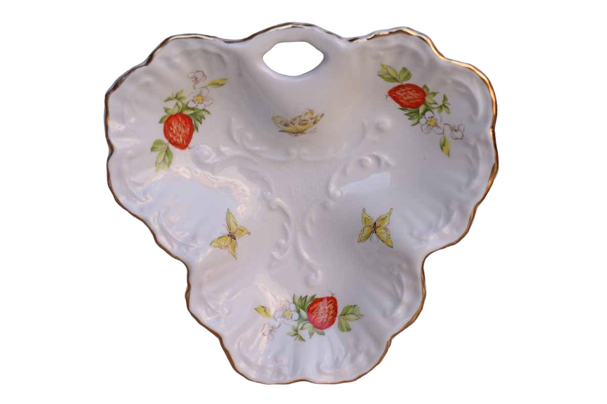 Rosina-Queen's China Co. Ltd. (England) Virginia Strawberry Candy or Nut Dish