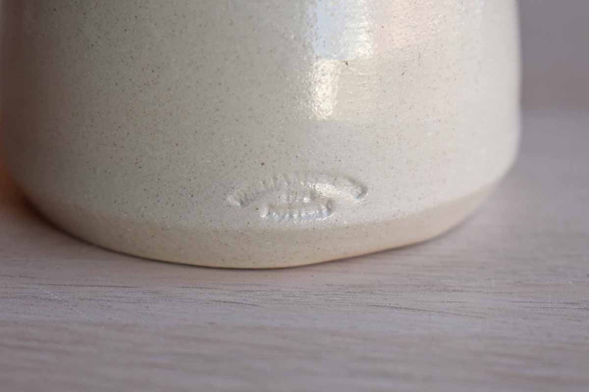 Williamsburg Pottery (Virginia, USA) Salt Glazed Stoneware Simple Cup with Blue Flower