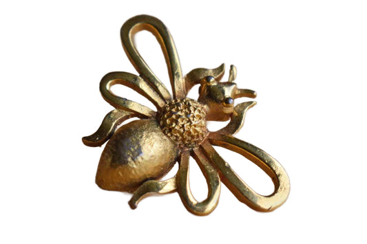 Mamselle (USA) Gold Tone Metal Bee Brooch