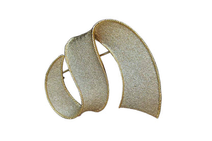 Park Lane Jewelry (Illinois, USA) Gold Tone Ribbon-Shaped Brooch