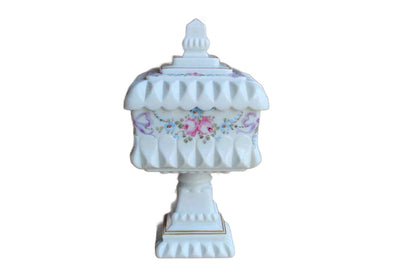 Westmoreland Glass Company (Pennsylvania, USA) Wedding Roses and Bows Milk Glass Large Bowl with Lid