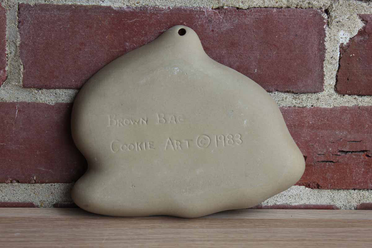Brown Bag Cookie Art (New Hampshire, USA) 1989 Ceramic Floral Heart Co –  The Standing Rabbit