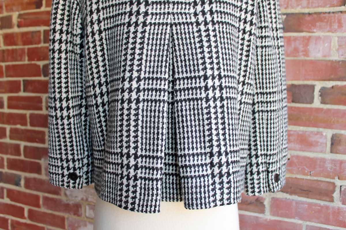 Lauren by Ralph Lauren (New York, USA) Swingy Black and White Herringbone Jacket, Size 4