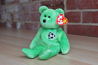Ty Inc. (Illinois, USA) 1998 Kicks the Green Soccer Bear Beanie Baby