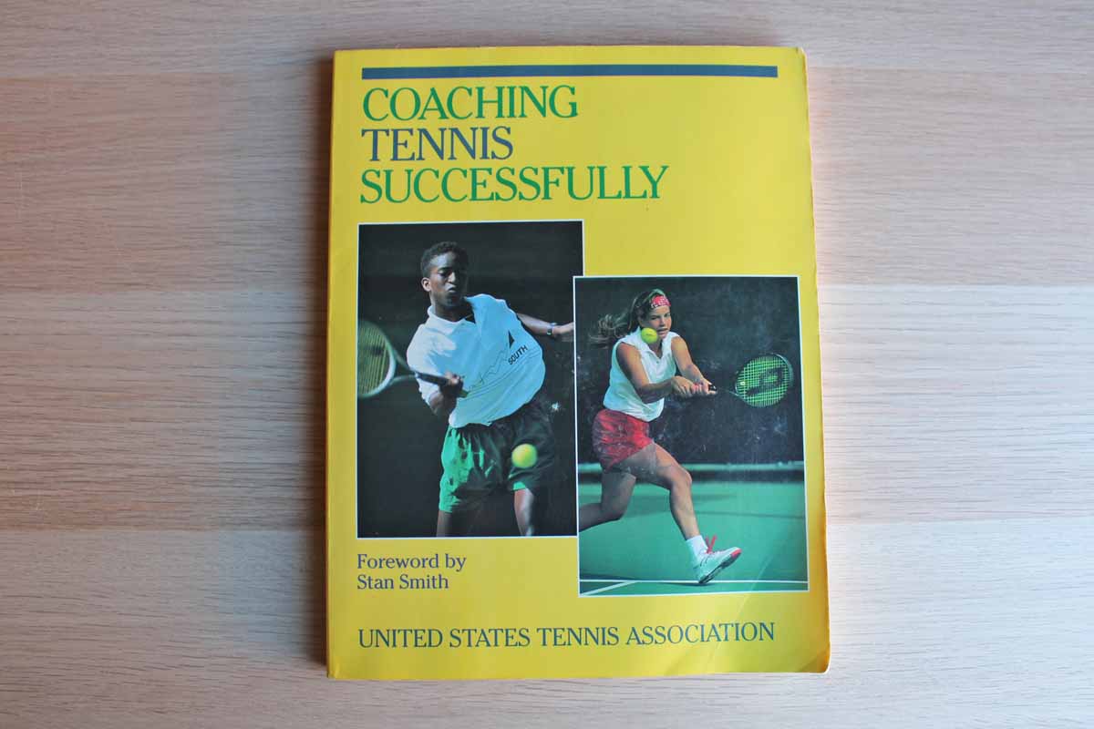 Coaching Tennis Successfully by The United States Tennis Association