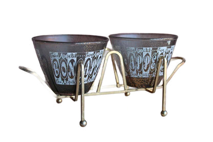 Bon Appetit Glass Snack Bowls Set Within A Gold Metal Holder