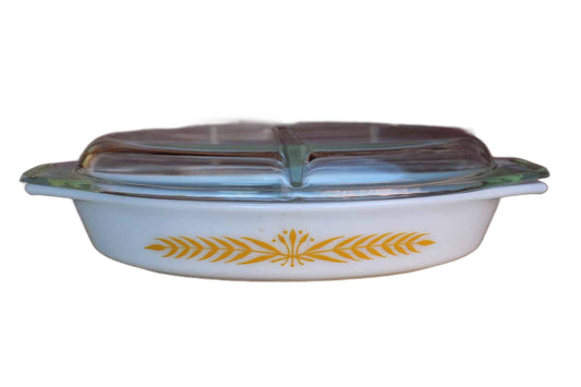 Corning Inc. (New York, USA) Royal Wheat Divided Serving Dish with Glass Lid