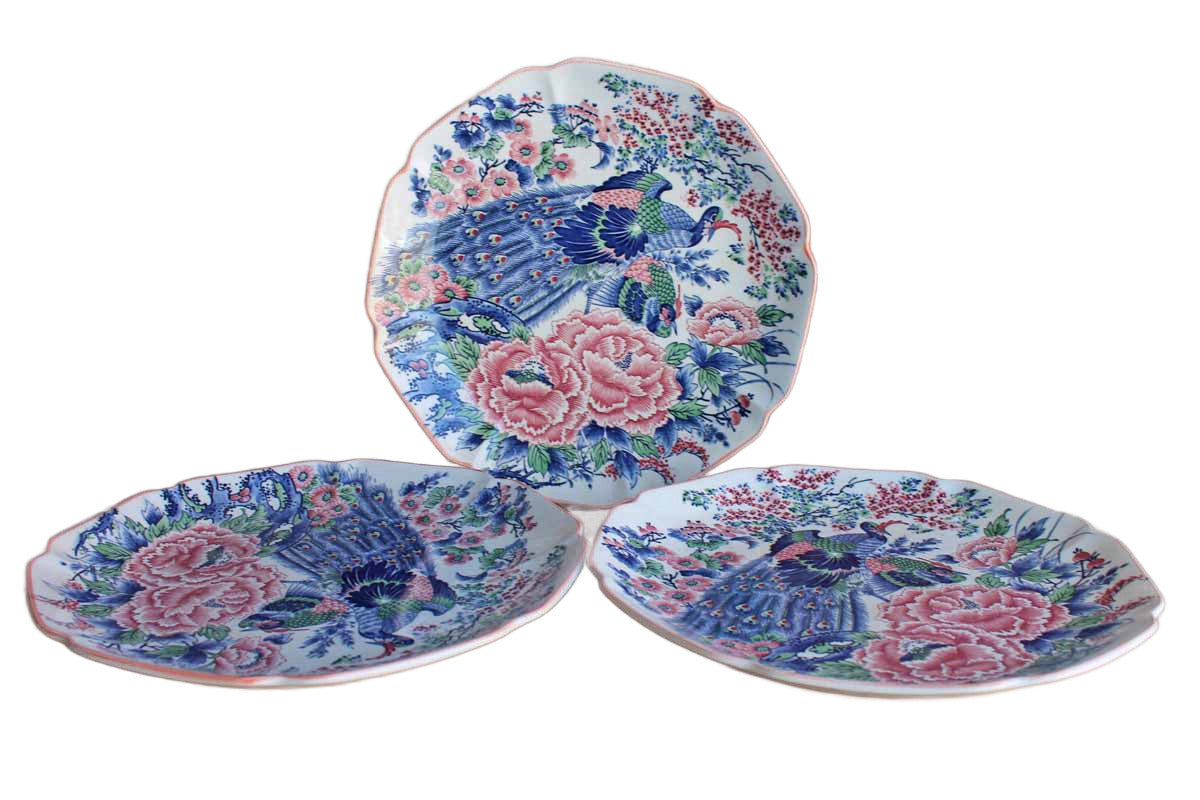 Large Round Platters Decorated with Large Peacocks and Fflowers, Set of 3
