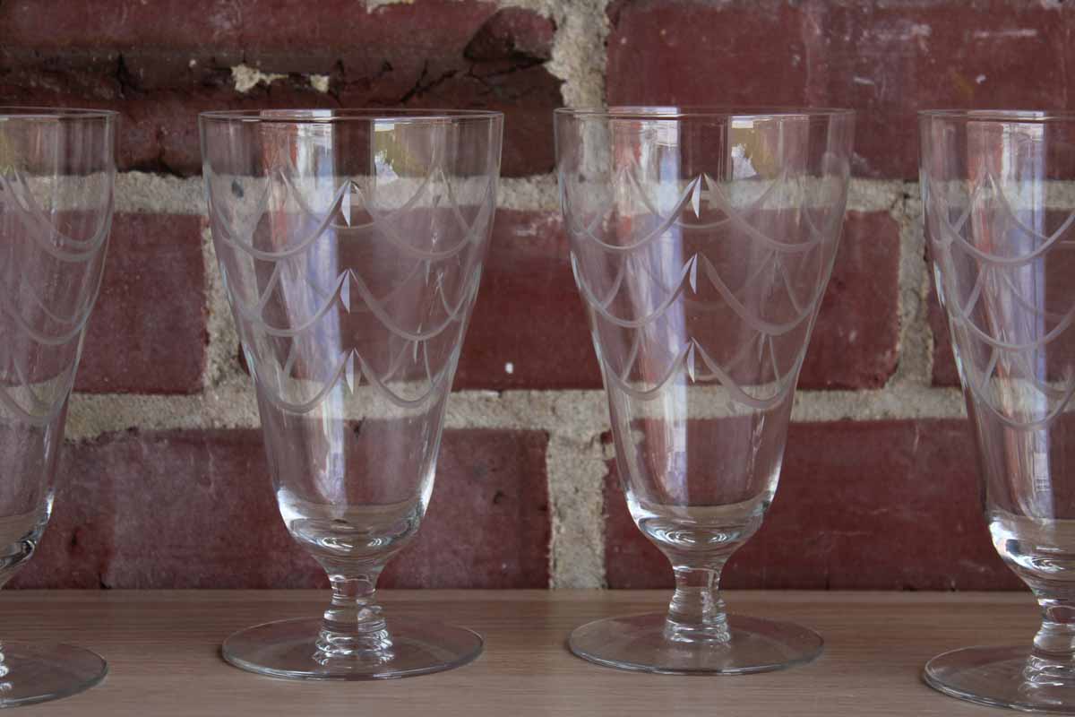 Drinking Glasses Fluted With Foot 4-pack - ERNST @ RoyalDesign