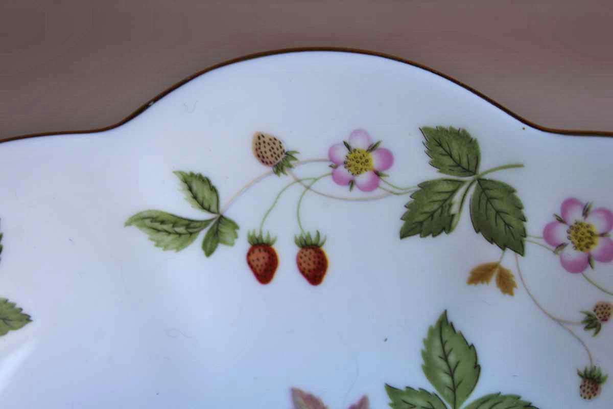 Wedgwood (England) Wild Strawberry Handled Dish