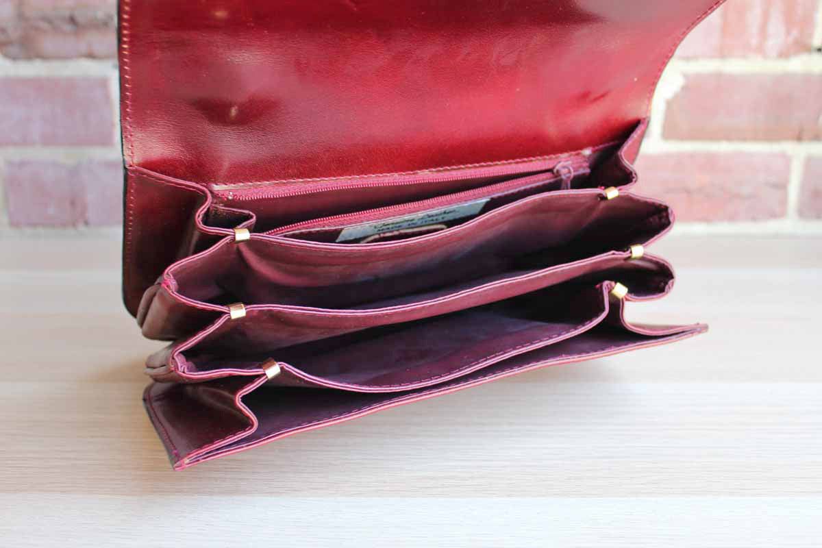 Myra Bag Red Tooled Kisslock Wallet – Seven Songbirds Boutique