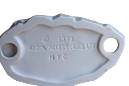 Aldon Accessories Ltd. (New York, USA) Fine Grained Porcelain Polar Bear Figurine
