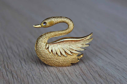 Gold Tone Swan Brooch with Rhinestone Eye and Shaped Wing