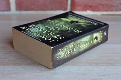 Jonathan Strange & Mr Norrell by Susanna Clarke