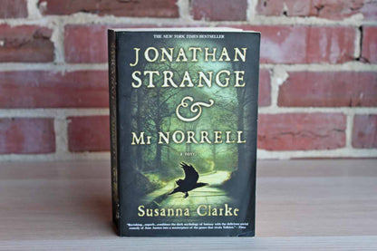 Jonathan Strange & Mr Norrell by Susanna Clarke