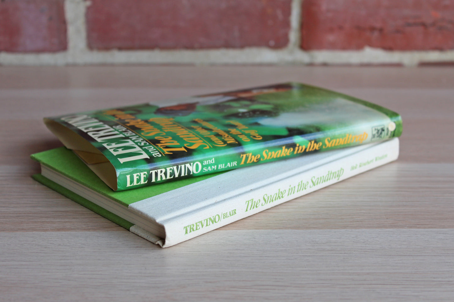 The Snake in the Sandtrap (and Other Misadventures on the Golf Tour) by Lee Trevino and Sam Blair