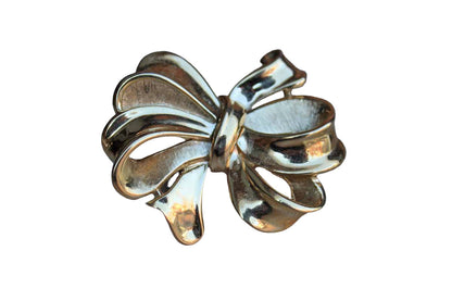 Trifari (USA) Gold Tone Ribbon Shaped Bow Brooch