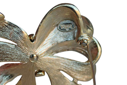 Trifari (USA) Gold Tone Ribbon Shaped Bow Brooch