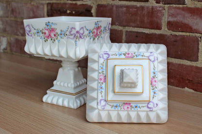 Westmoreland Glass Company (Pennsylvania, USA) Wedding Roses and Bows Milk Glass Large Bowl with Lid